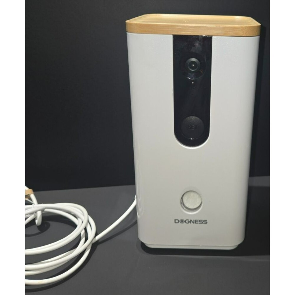 Dogness Smart Pet Camera & Treat Dispenser – HD Wi-Fi Cam, Night Vision, Two-Way